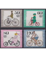 Z79 GERMANY BERLIN 1985 PRO CHILD BICYCLE CYCLE.