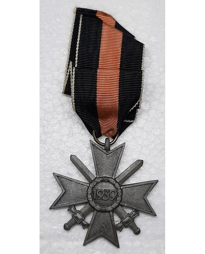 O800 GERMANY WWII  MILITAR MEDAL MERIT WITH SWORD (COPY) NO ORIGINAL.