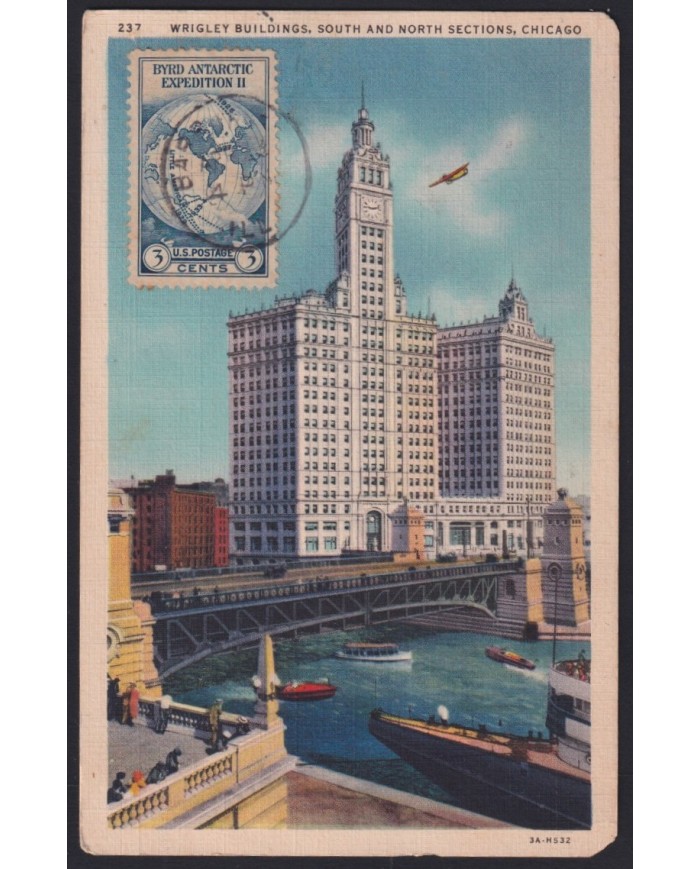 F-EX43216 USA US 1934 WRIGLEY BUILDING CHICAGO POSTCARD TO MADAGASCAR.