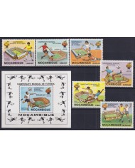 F-EX43809 MOZAMBIQUE MNH 1982 CHAMPIONSHIP SOCCER FOOTBALL.