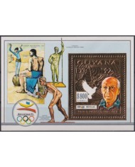 F-EX40102 GUYANA MNH 1992 PABLO PICASSO PAINTING EMBOSSED PERF SHEET.