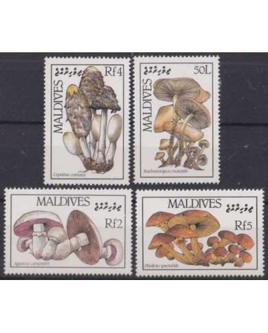 F-EX46944 MALDIVES MNH 1986 MUSHROOMS CHAMPIGNON FUNGI.