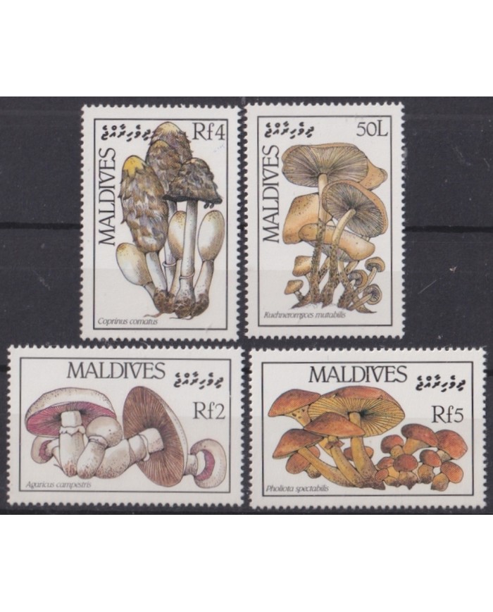 F-EX46944 MALDIVES MNH 1986 MUSHROOMS CHAMPIGNON FUNGI.
