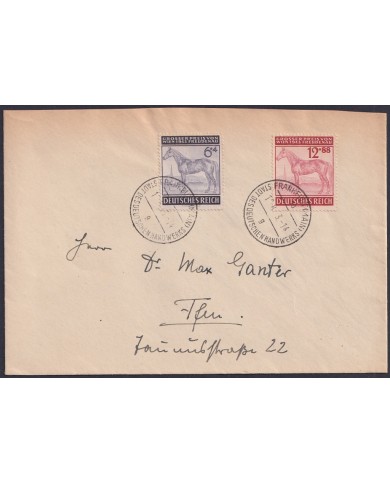 F-EX47832 GERMANY 1944 HORSE COVER FRANKFURT.