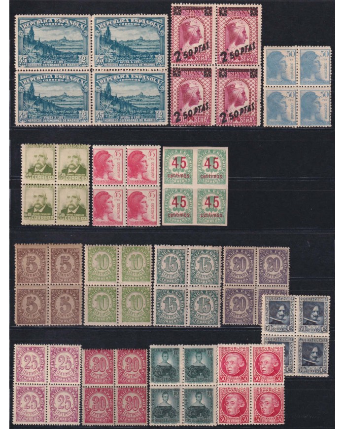 Z471 ESPAÑA SPAIN REPUBLICA STAMPS LOT BLOCK 4 ORIGINAL GUM.