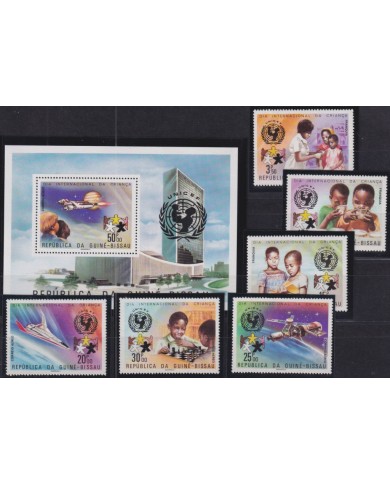F-EX51006 GUINEA BISSAU MNH 1979 CHILD YEAR UNICEF CHILDREN.