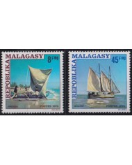 F-EX52444 MADAGASCAR 1975 MNH TRADITIONAL SHIP BARCOS TRADICIONALES.