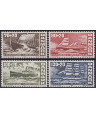 F-EX52454 DANMARK DENMARK MNH 1976 OLD TRADITIONAL SHIP SAILING.