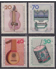F-EX53670 GERMANY BERLIN MNH 1973 WELFARE PRO MUSICS INSTRUMENTS.