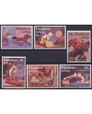 F-EX56052 MALDIVES IS MNH 1995 CARTOON MOVIE ANIMATION DISNEY DONALD & THE WHELL.
