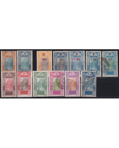 F-EX55713 GUINEE GUINEA MH - USED INDIGENOUS IN THE RIVER + NEW OVERPRINT VALUE.
