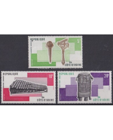 F-EX57438 YVORY COAST MNH 1977 MUSIC INSTRUMENTS.