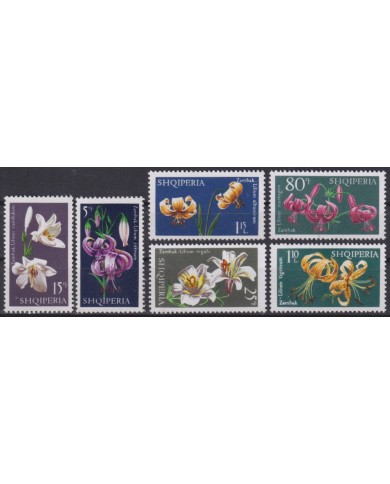 F-EX58700 ALBANIA MNH 1970 PROTECTEC PLANT & FLOWER FLORES.