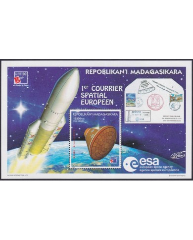 F-EX62451 MADAGASCAR MNH 2000 SPACE COSMOS EXPLORATION ROCKET SATELLITE.