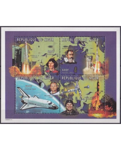 F-EX62488 NIGER MNH 1997 COSMOS SPACE EXPLORATION COPERNICUS KEPPLER.